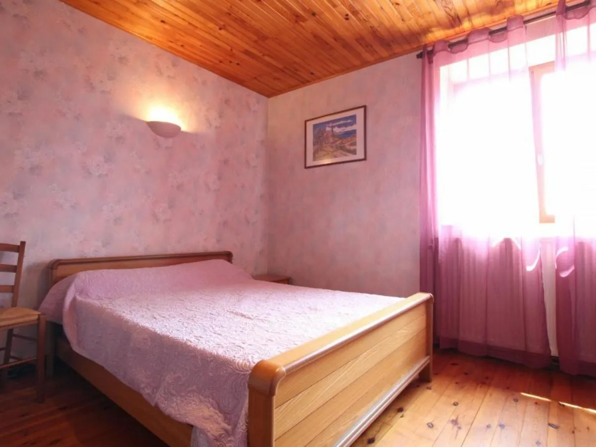 Holiday home Gite Familial Au Calme Avec Jeux, Vtt, Randonnee, Pres Du Parc Livradois, La Chaise-Dieu Et Craponne - Fr-1-582-214 Jullianges France