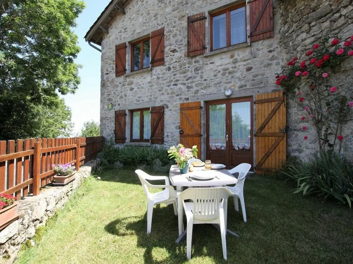 Gite Familial Au Calme Avec Jeux, Vtt, Randonnee, Pres Du Parc Livradois, La Chaise-Dieu Et Craponne - Fr-1-582-214 Jullianges 0*,  France